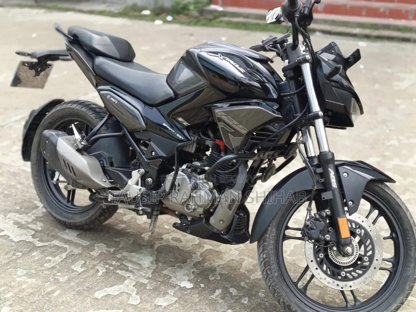 Hero Xtreme 125R 2025 Black