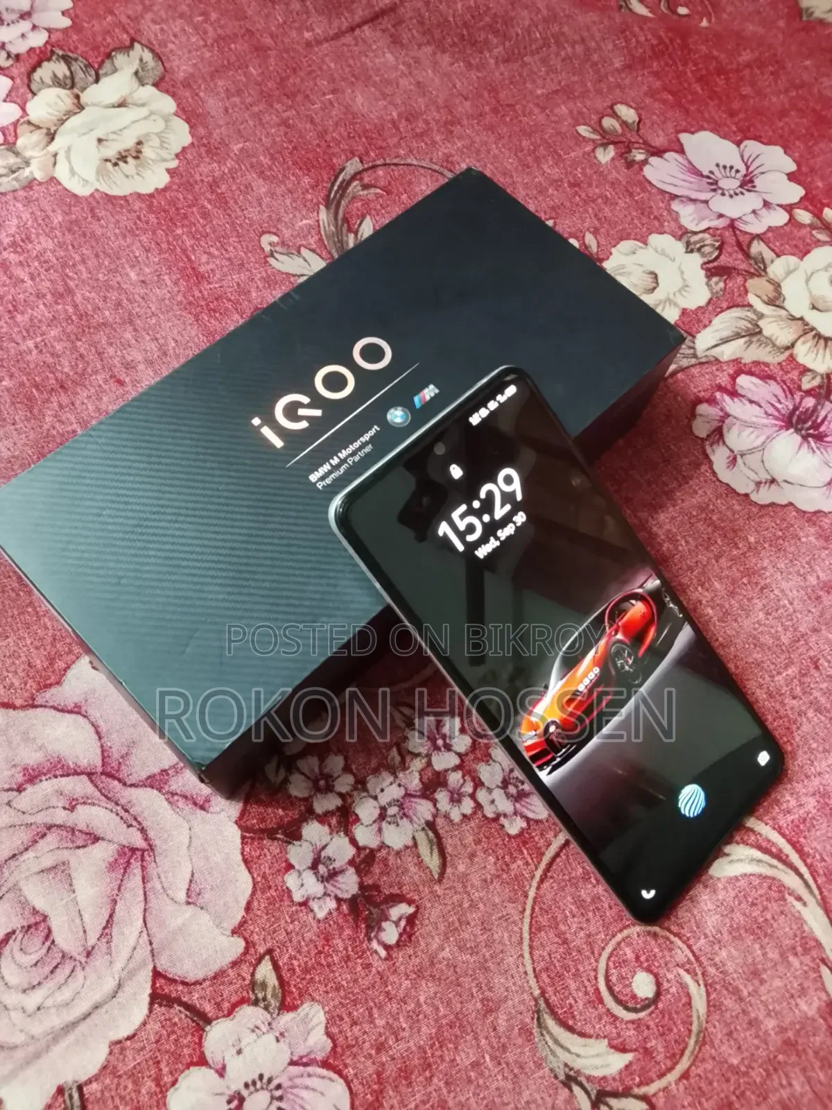 iQOO 256 GB White