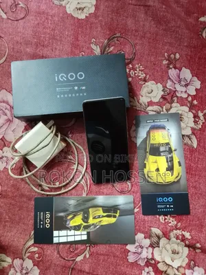 iQOO 256 GB White
