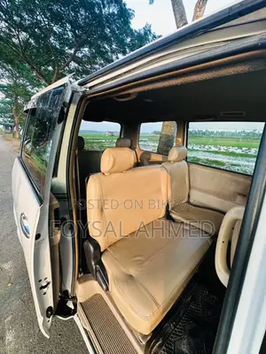 Toyota Noah 2003 White