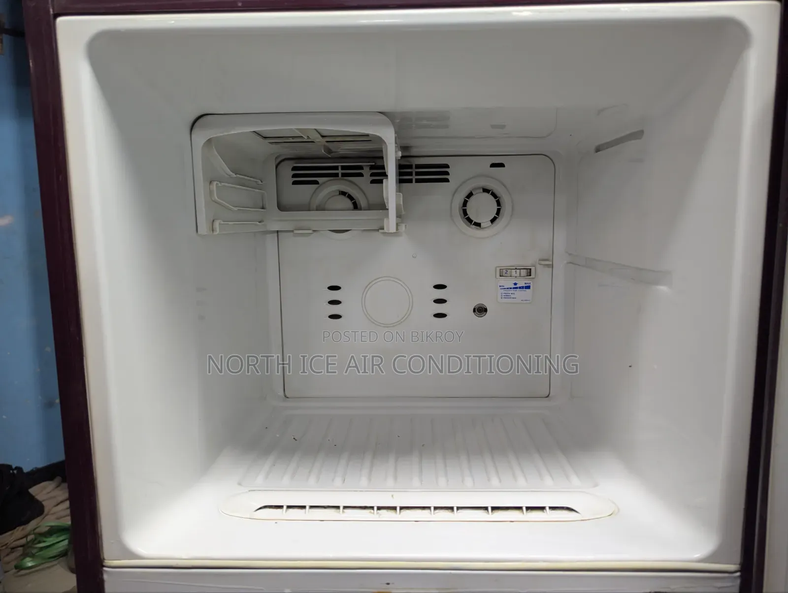 LG Red Colour Non Frost Fridge 235 Ltr.