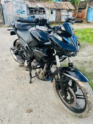New Hero Xtreme 125R 2025 Black