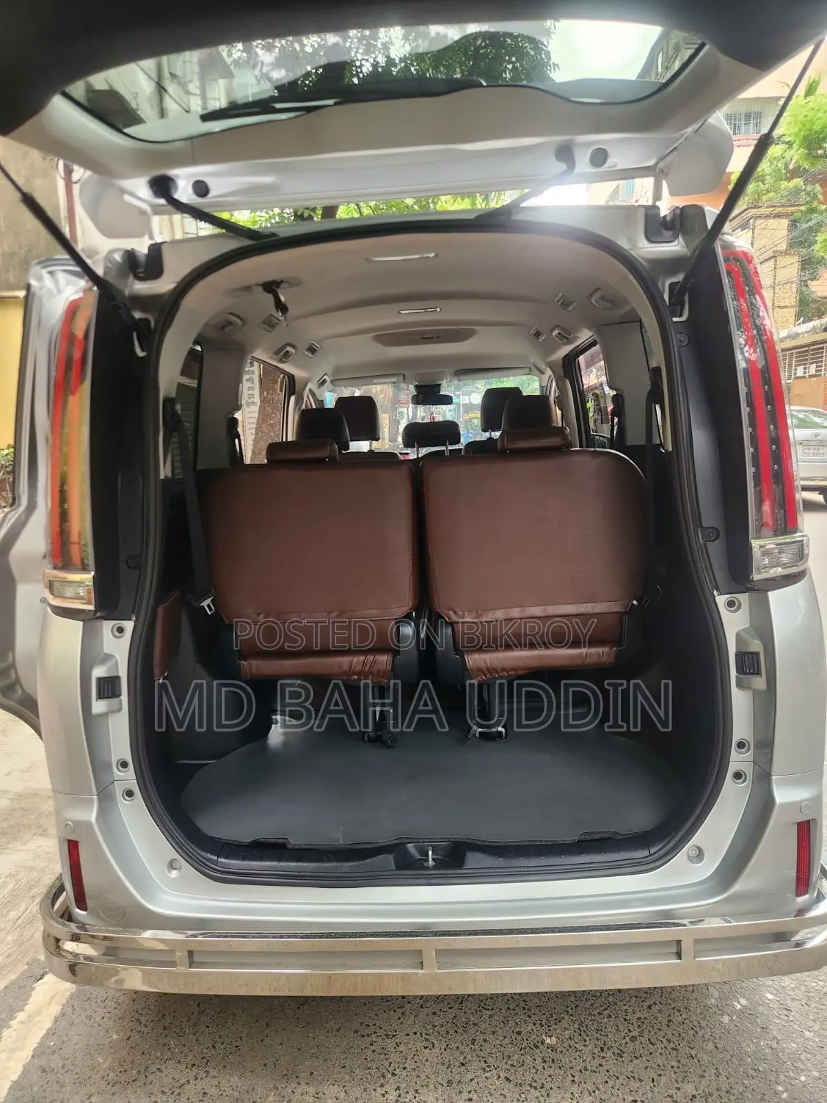 Toyota Noah 2.0 AWD (8 Seater) 2019 Silver