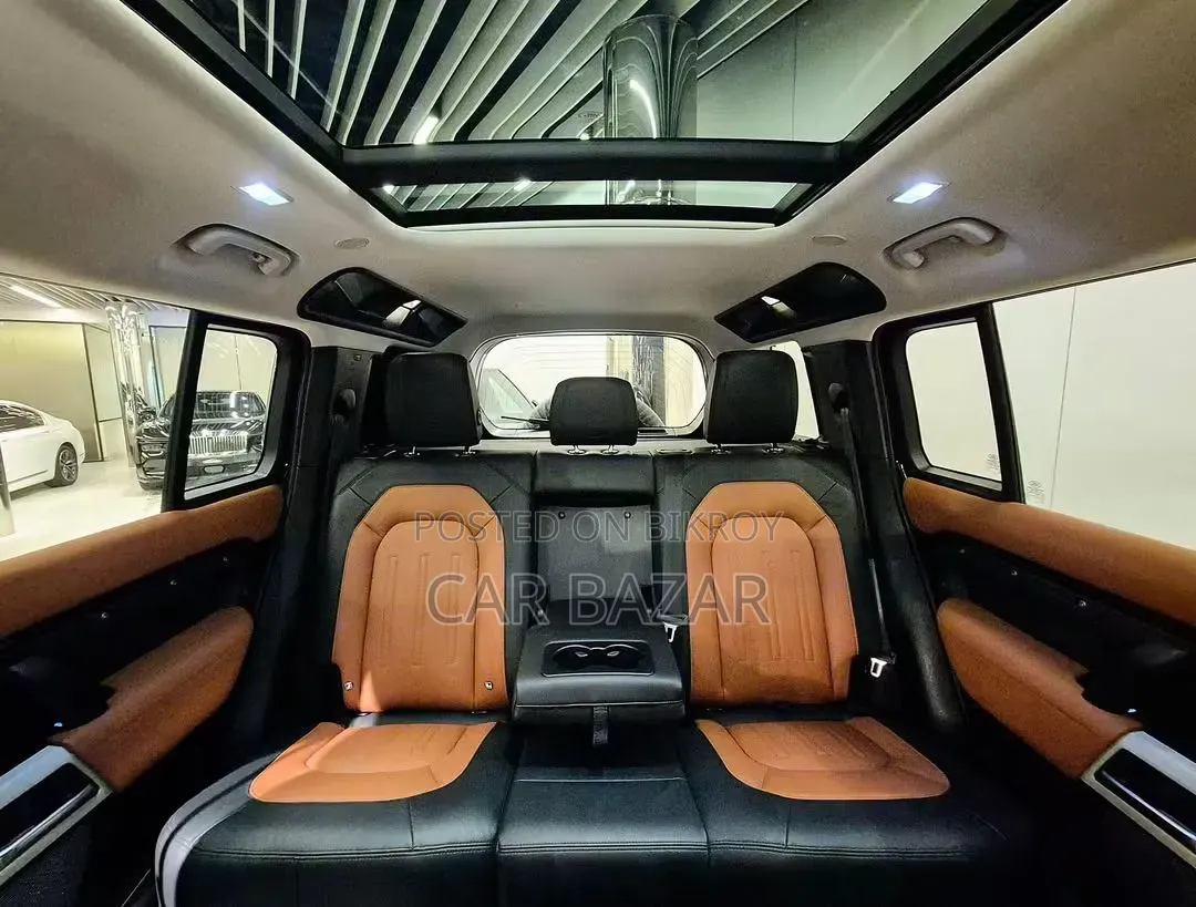 Land Rover Defender X-Dynamic SE 2023 Black