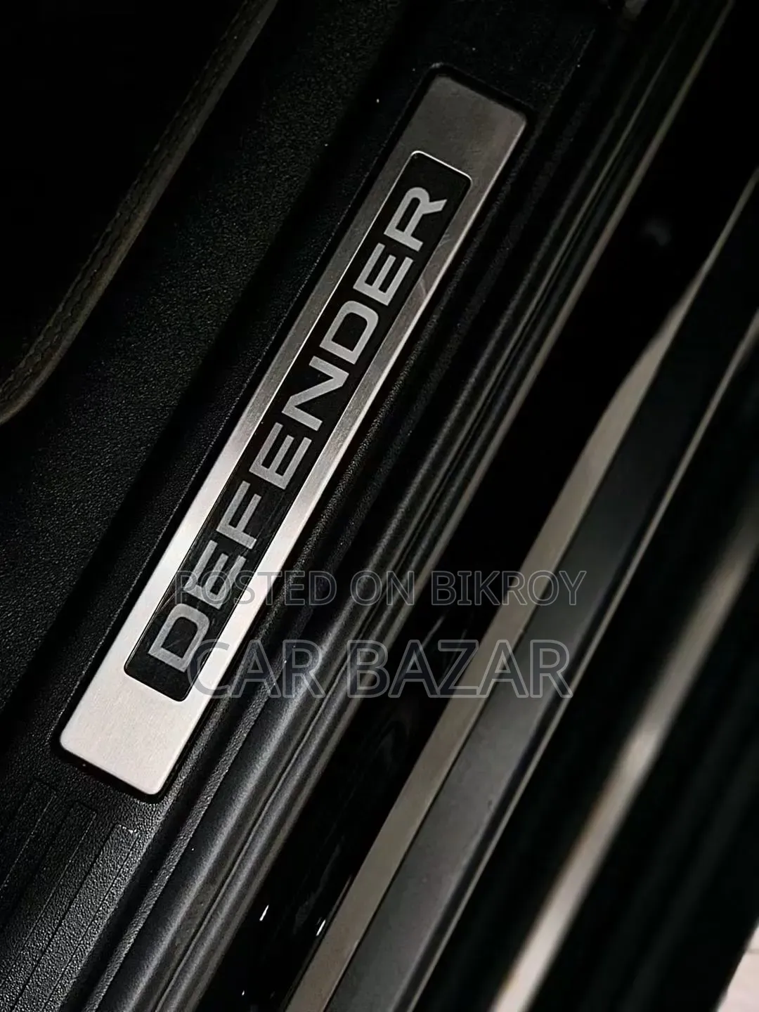 Land Rover Defender X-Dynamic SE 2023 Black