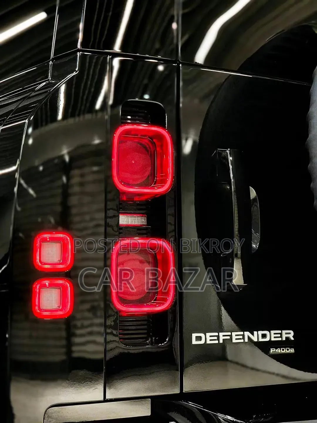 Land Rover Defender X-Dynamic SE 2023 Black