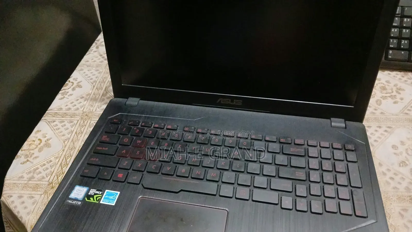 Laptop Asus ROG GL553VD 8GB Intel Core i5 HDD+SSD 1T