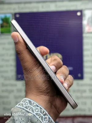 নতুন রিয়েলমি ২৫৬ জিবি সিলভার