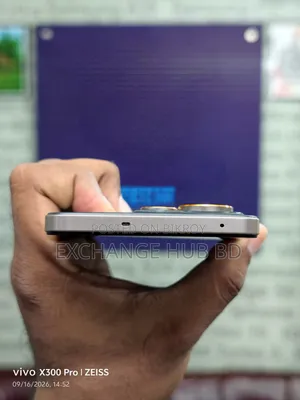 নতুন রিয়েলমি ২৫৬ জিবি সিলভার