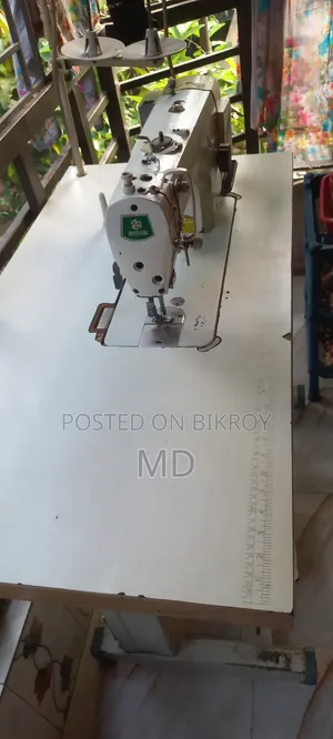 দুটি মেশিন গার্মেনছ জুজে আর জ্যাক F5