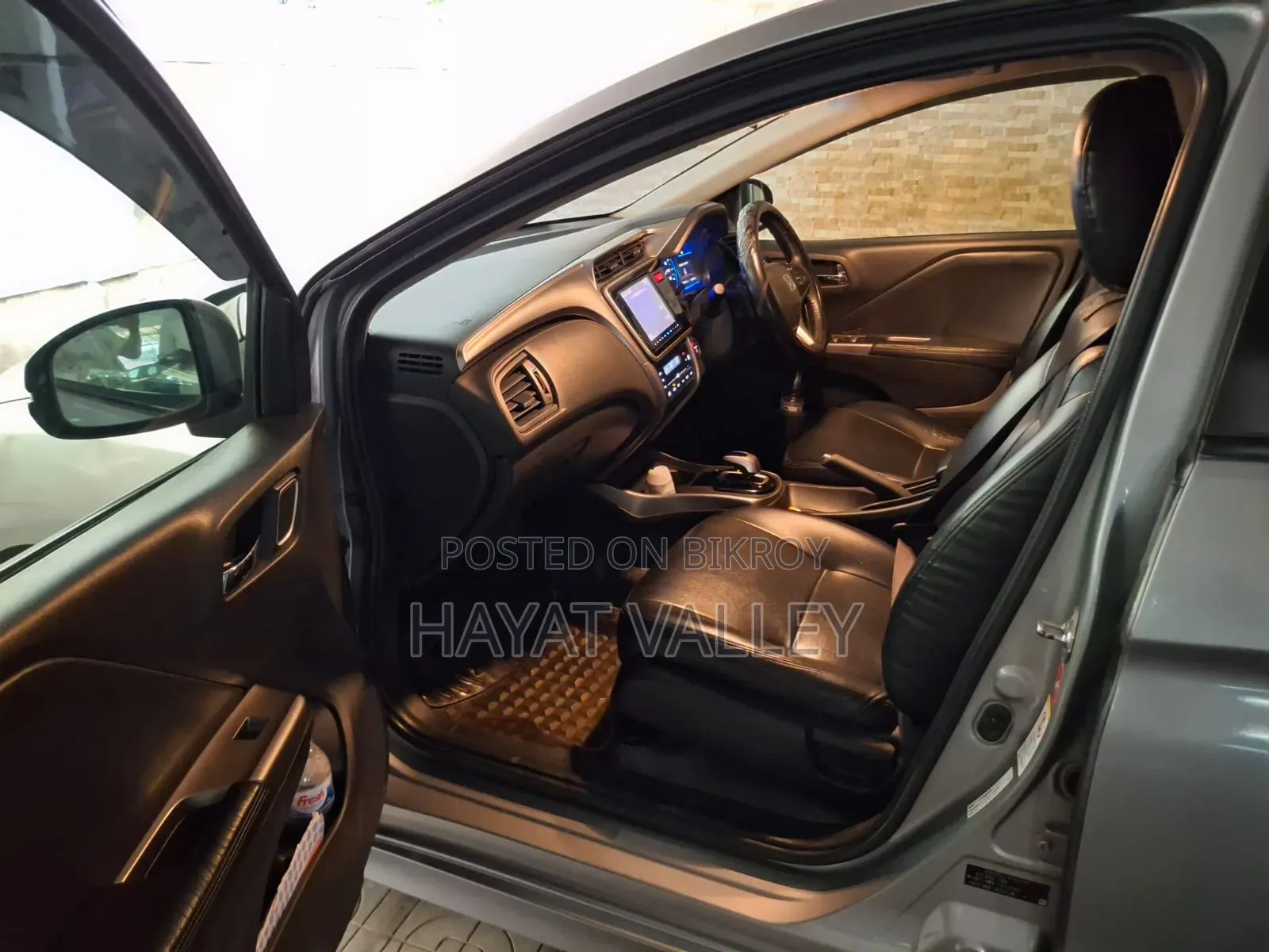 Honda Grace 2015 Gray