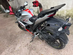 Suzuki Gixxer SF 2024 Orange