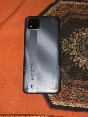 রিয়েলমি ৩২ জিবি