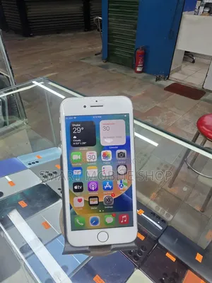Apple iPhone 8 64 GB White
