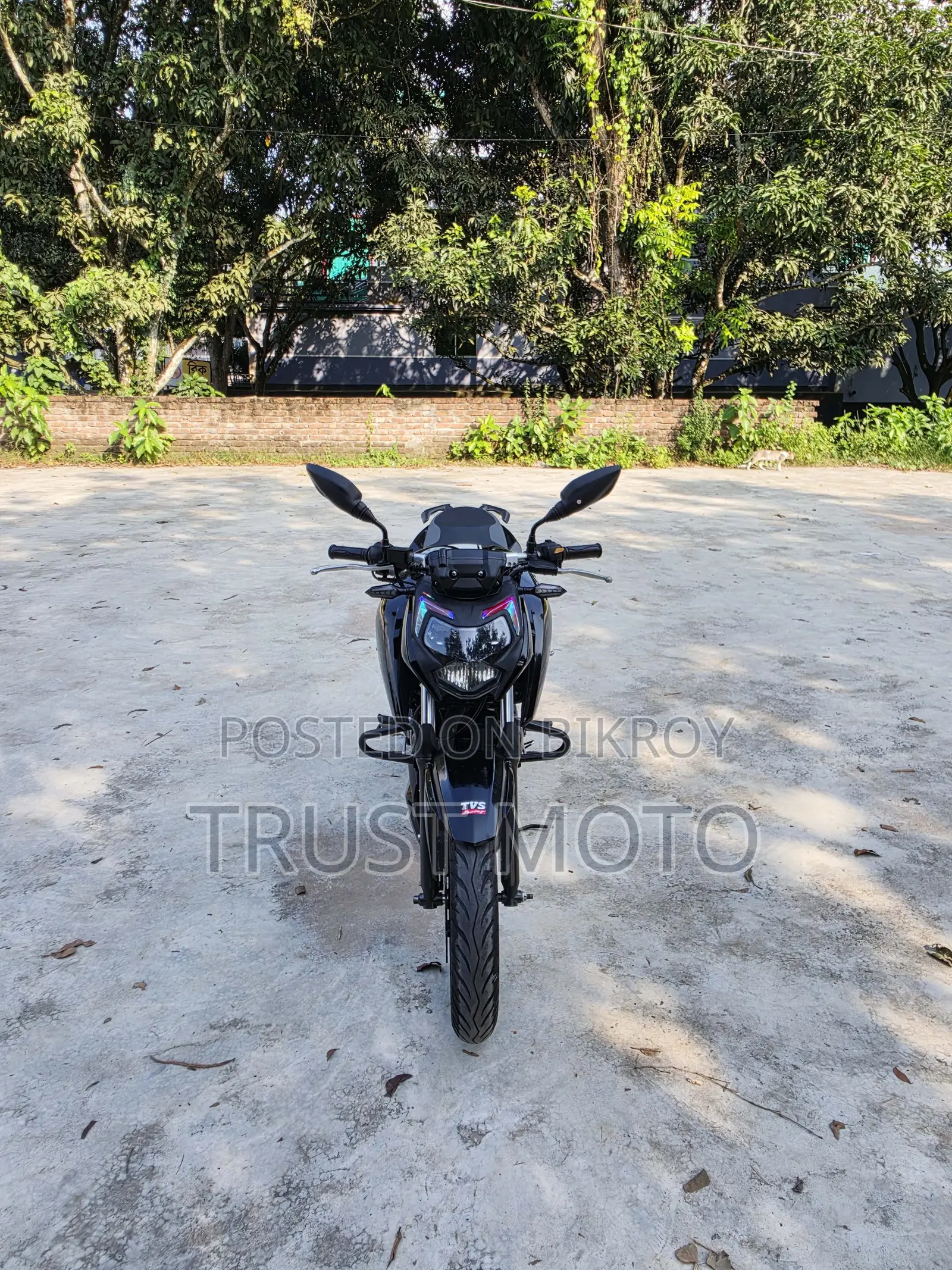TVS Apache RTR 160 4V 2025 Black