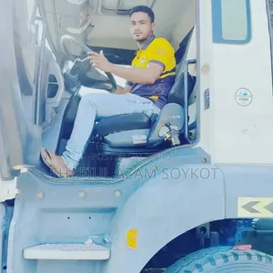 (মাস্টার অপারেটর) সবধরনের হেভী গাড়ি চালানোর অভিজ্ঞতা আছে,