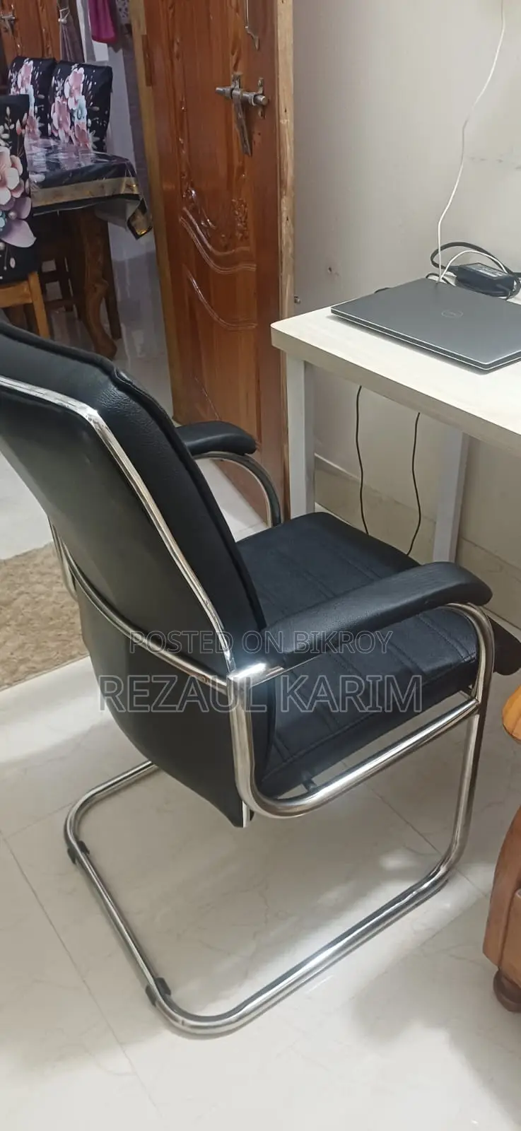 Sitting Chair (Office/Home)