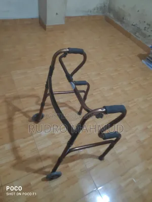 দ্বি-চক্র বিশিষ্ট ফোল্ডিং ওয়াকার