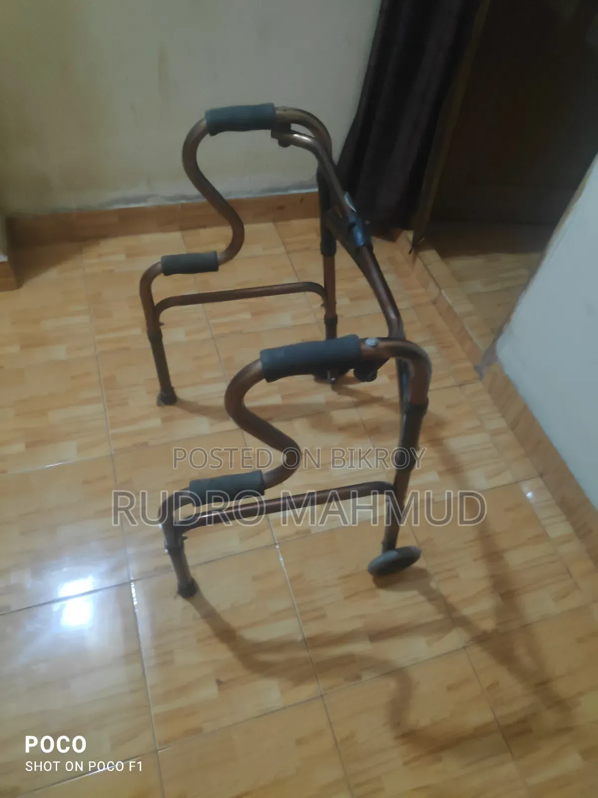 দ্বি-চক্র বিশিষ্ট ফোল্ডিং ওয়াকার