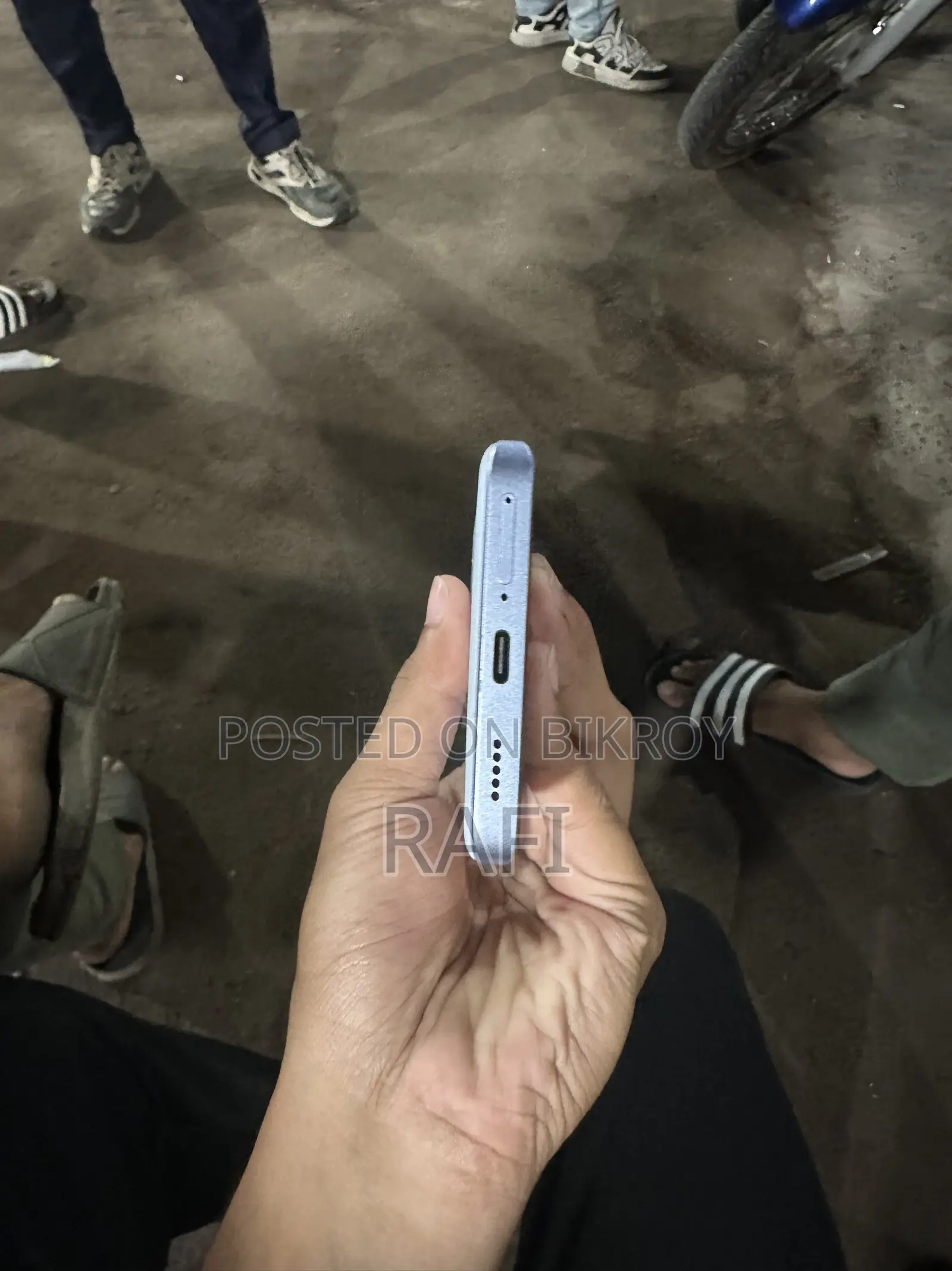 Xiaomi Redmi Note 13 Pro+ ২৫৬ জিবি পার্পল