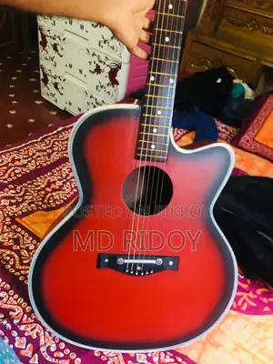 Signature 265 Acoustic Guitar বিক্রি করা হবে।