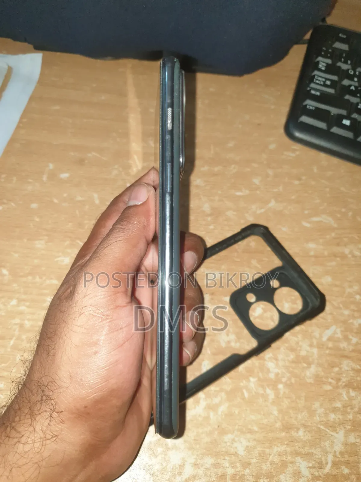 ওয়ানপ্লাস নর্ড টুটি ১২৮ জিবি কালো