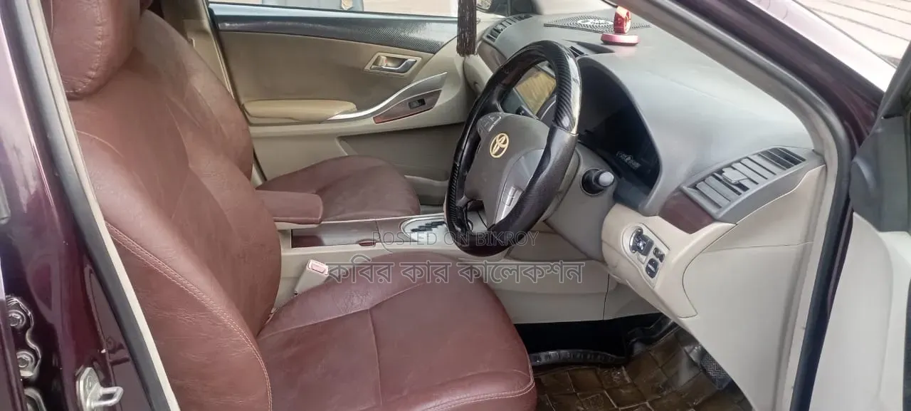 Toyota Allion 2011 Maroon