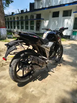 TVS Apache 160 4V 2021 Black