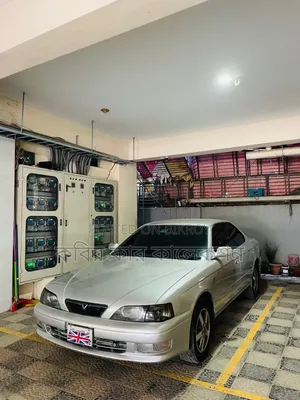 Toyota Vista 1995 Silver