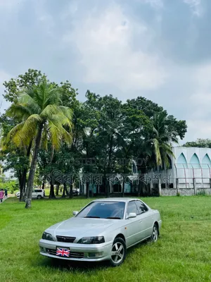Toyota Vista 1995 Silver