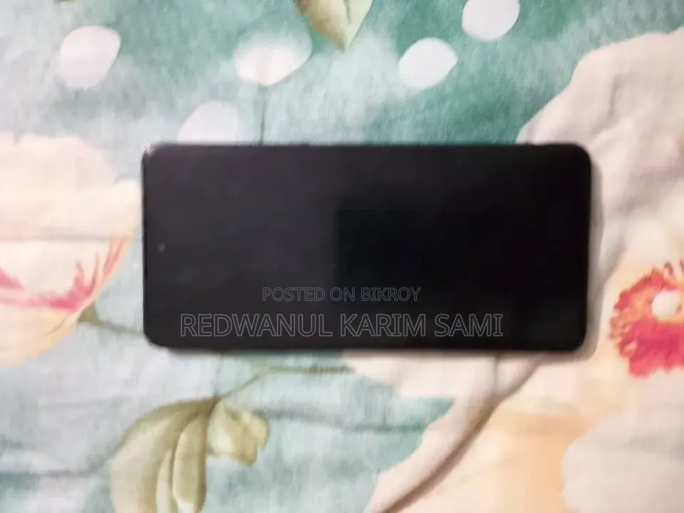 টেকনো ক্যামন ২০ প্রো ৫জি ২৫৬ জিবি সিলভার