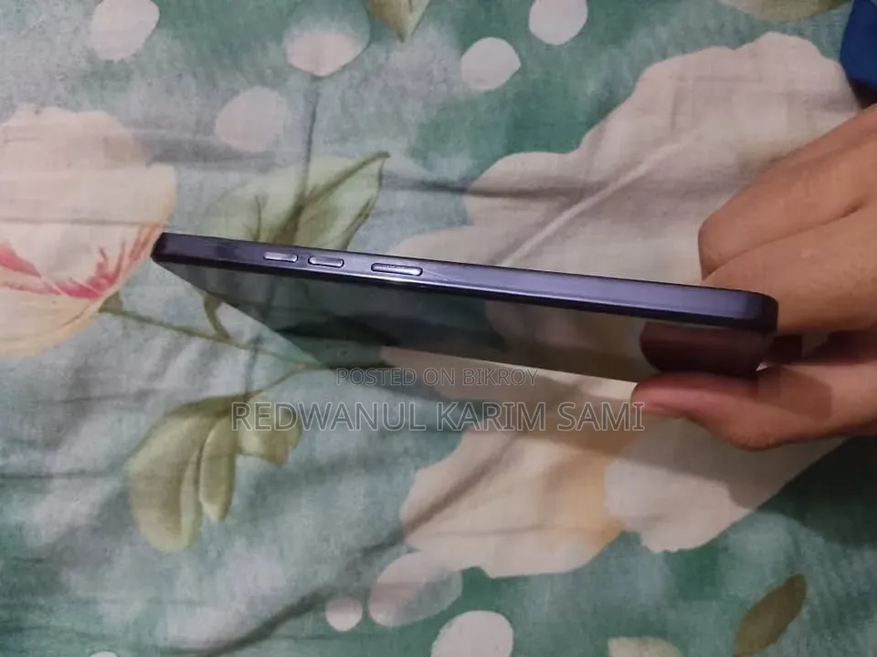 টেকনো ক্যামন ২০ প্রো ৫জি ২৫৬ জিবি সিলভার