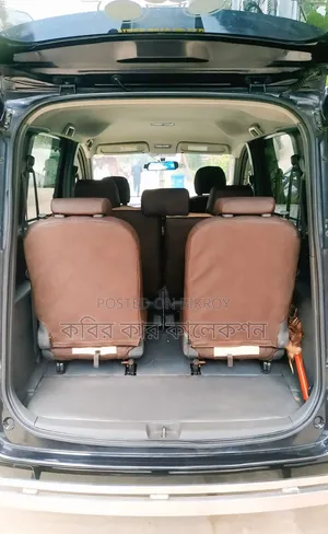 Toyota Sienta 2013 Maroon