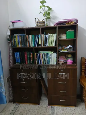 Bookshelf