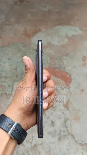 অপ্পো রেনো ১২ ৫জি ২৫৬ জিবি ব্ল্যাক
