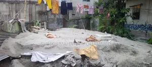 ১.৫ কাঠা দাম ৭৫ লক্ষ টাকা আলোচনা সাপেক্ষে