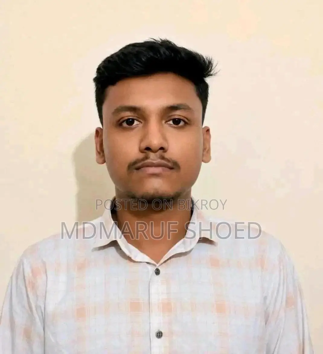 ড্রাইভিং জব আবশ্যক