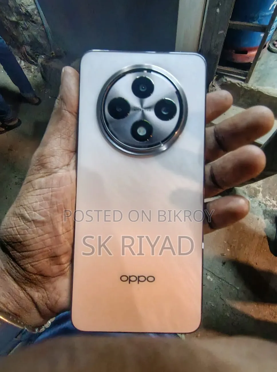 ওপ্পো রেনো১২ এফ ৪জি ২৫৬ জিবি কমলা