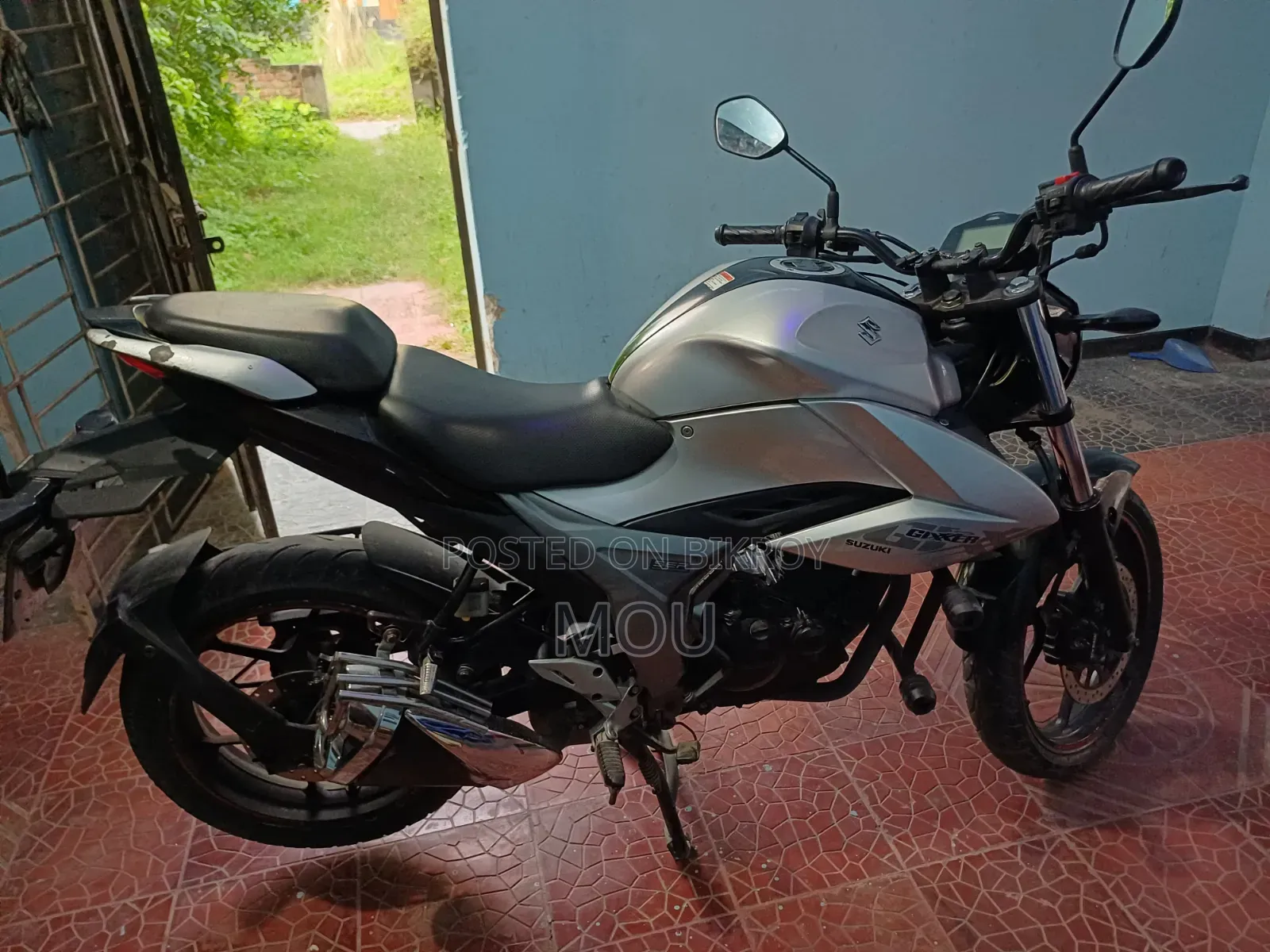 Suzuki Gixxer 2021 Silver