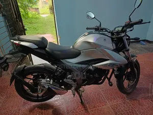 Suzuki Gixxer 2021 Silver