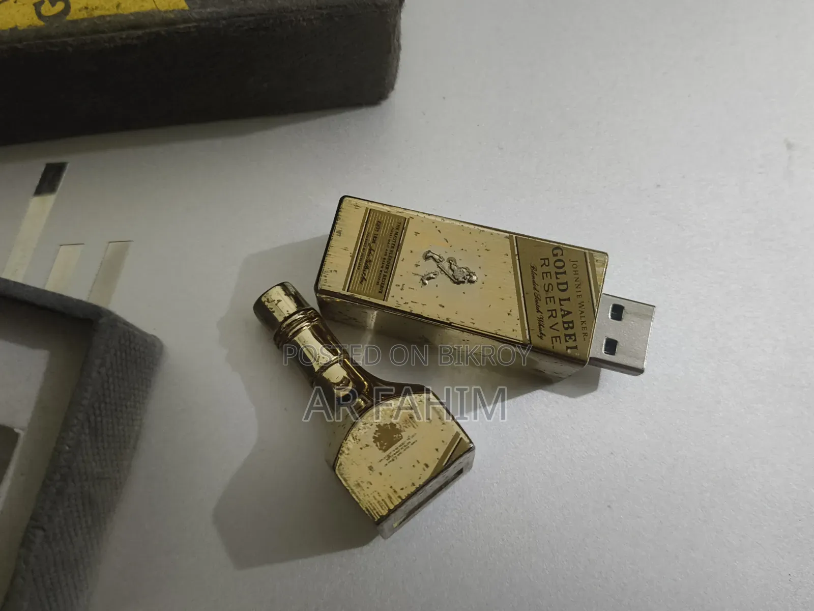 Gold Label Pendrive