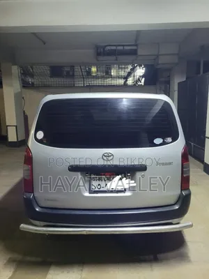 Toyota Probox 2004 White