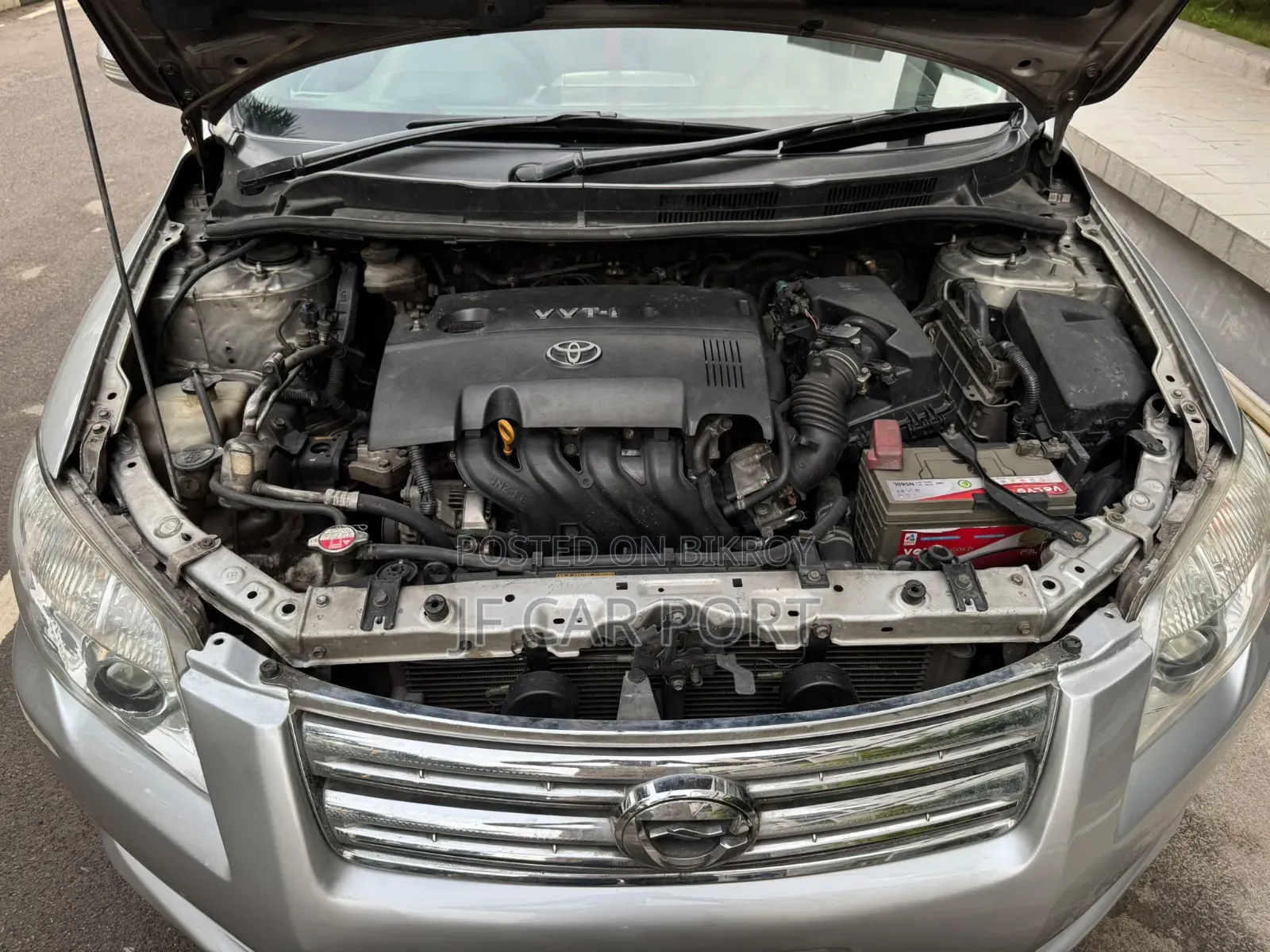 Toyota Axio 1.5 G 2WD 2010 Silver