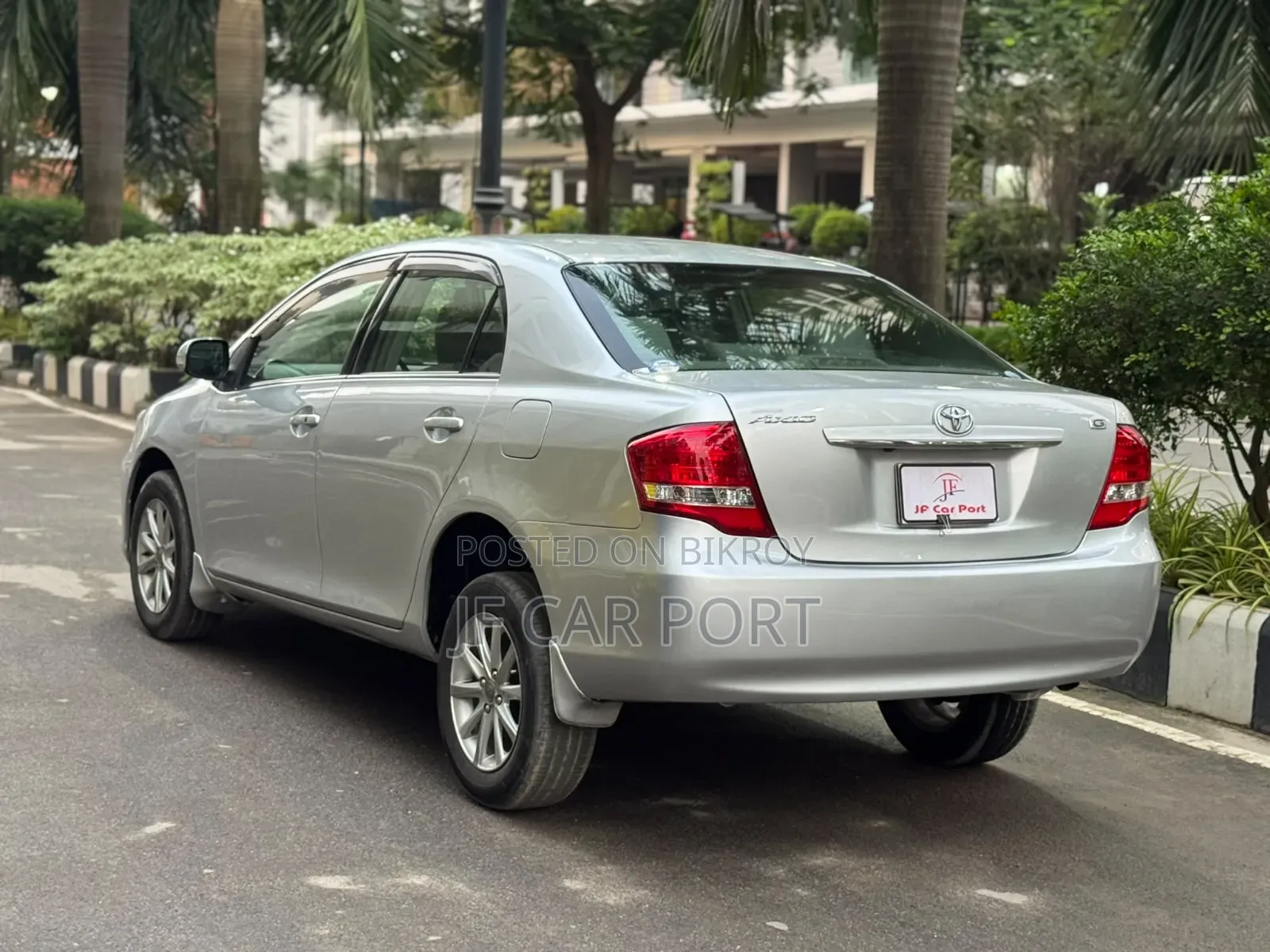 Toyota Axio 1.5 G 2WD 2010 Silver