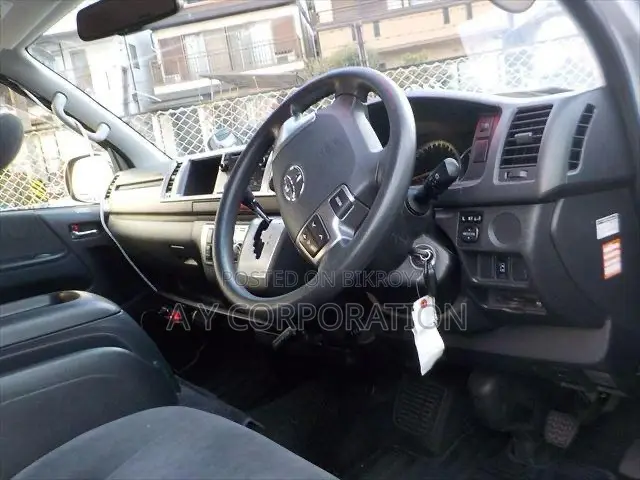 New Toyota HiAce 2020 Silver
