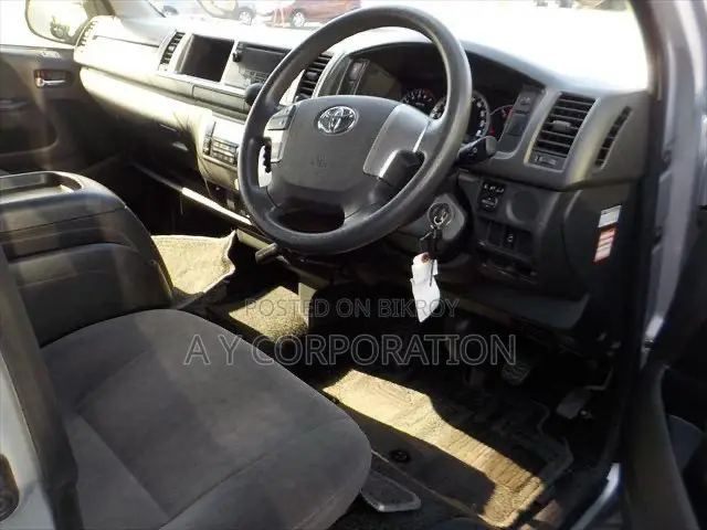 New Toyota HiAce 2020 Silver