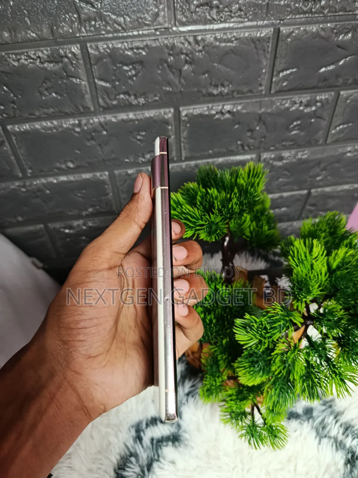 গুগল পিক্সেল ৭ প্রো ১২৮ জিবি সাদা