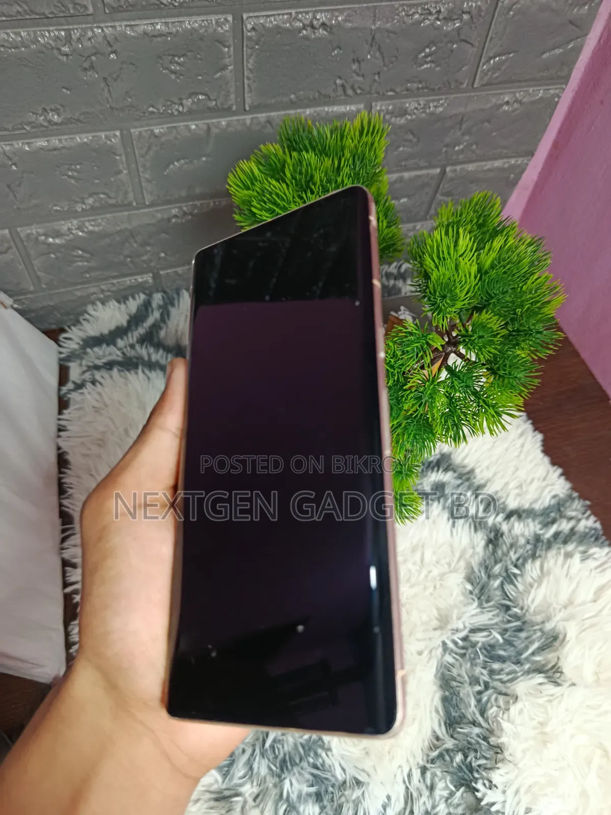 গুগল পিক্সেল ৭ প্রো ১২৮ জিবি সাদা