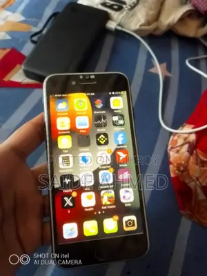 অ্যাপল আইফোন ৭ ৩২ জিবি কালো