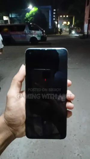 রিয়েলমি ৯ ১২৮ জিবি ব্লু